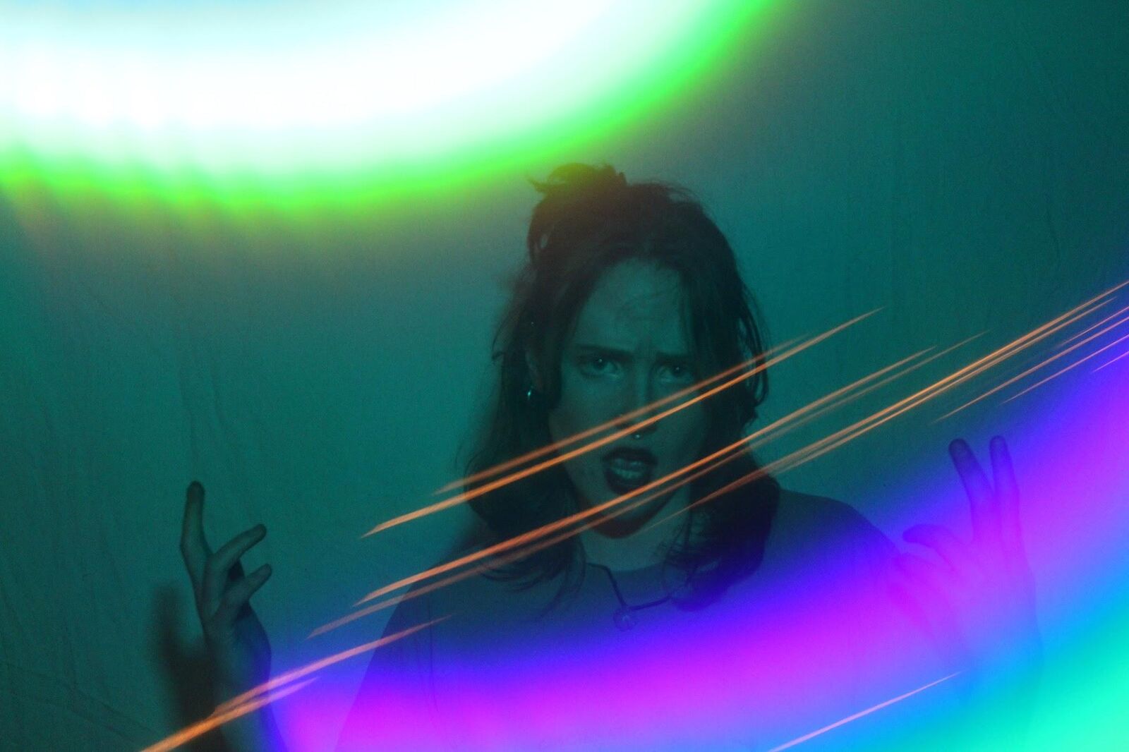 SVFP — light streaks teal