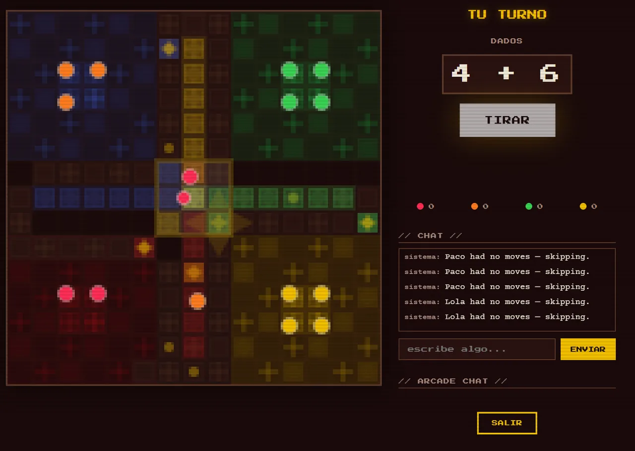 The game screen: the board beside Tu Turno, the dice reading 4 + 6, a score for each colour and the room chat
